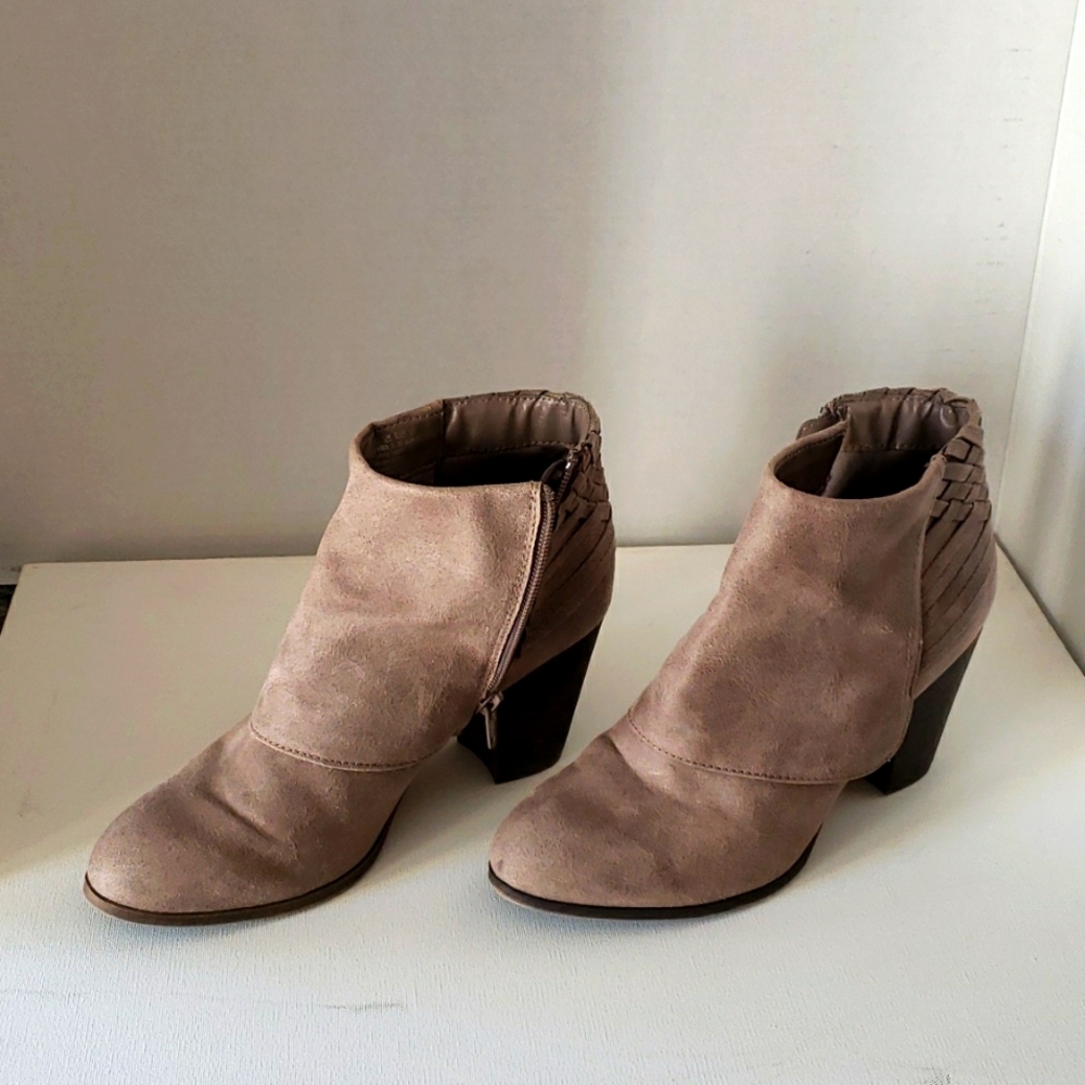 Ladies ankle boots